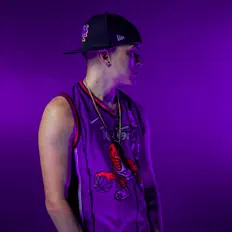 Escucha a Nicolini, mira vídeos musicales, lee la biografía, consulta fechas de giras y mucho más.