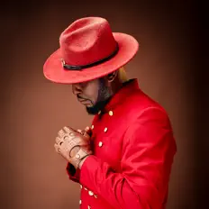 聆聽 Joseph and the Kohanim、觀看音樂影片、閱讀小傳、查看巡演日期等！