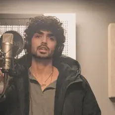 Écoutez Ali Gillani, regardez des vidéoclips, lisez la biographie, consultez les dates de tournée et plus encore !