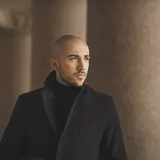 Poslechněte si interpreta Kasapski, sledujte hudební videa, přečtěte si životopis, podívejte se na data turné a další informace.