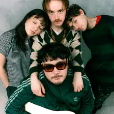 Ascolta TroyOkay, guarda video musicali, leggi la biografia, vedi le date del tour & altro!