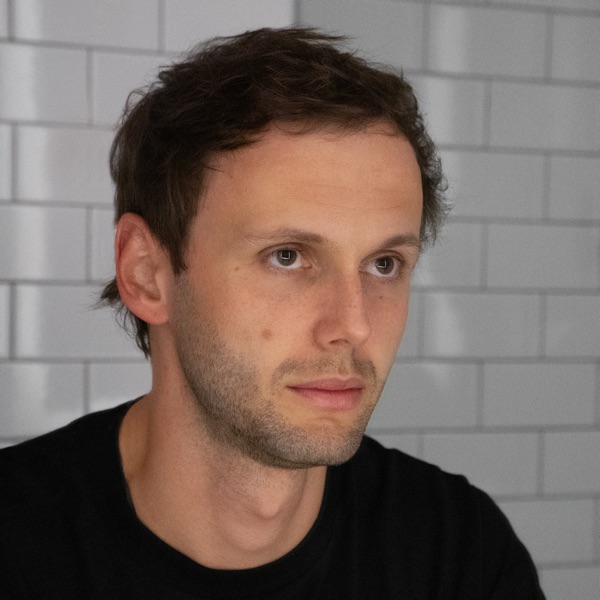 Simon Vuarambon's avatar