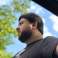 Listen to Dav, watch music videos, read bio, see tour dates & more!