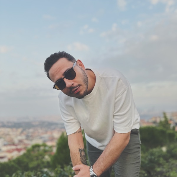 Umut Sezgin's avatar