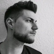 Poslechněte si interpreta robird, sledujte hudební videa, přečtěte si životopis, podívejte se na data turné a další informace.