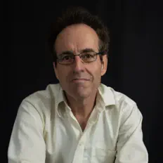 Dengarkan Bruce Stark, tonton video musik, baca bio, lihat tanggal tur & lainnya!
