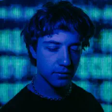 Ascolta NEOTEK, guarda video musicali, leggi la biografia, vedi le date del tour & altro!