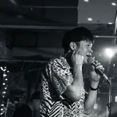 Dengarkan HARZEY UNI, tonton video musik, baca bio, lihat tanggal tur & lainnya!