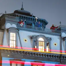 Ouve Karabas Barabas, vê vídeos de música, lê a biografia, vê as datas da digressão e muito mais!