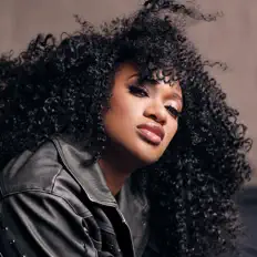 Luister naar Stormi Steele, bekijk muziekvideo's, lees de bio, bekijk de tourdata, en meer!