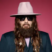 收听 undefined、观看音乐视频、阅读小传、查看巡演日期等 ！