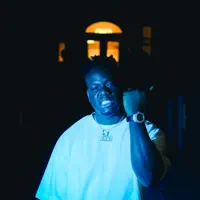 undefined सुनें, म्यूज़िक वीडियो देखें, बायो पढ़ें, दौरे की तारीखें और बहुत कुछ देखें!