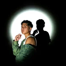 Dengarkan Tydee, tonton video musik, baca bio, lihat tanggal tur & lainnya!