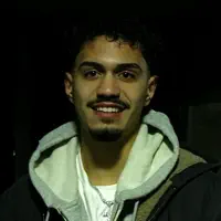 Hör dir undefined an, schau dir Musikvideos an, lies die Biografie, finde Tourdaten und mehr!
