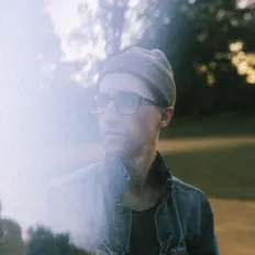 Listen to Roland Bingaman, watch music videos, read bio, see tour dates & more!