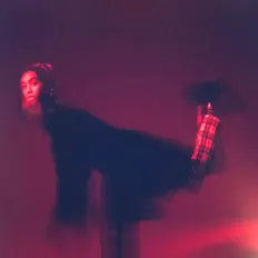 Posłuchaj wykonawcy Shikoswe, obejrzyj teledyski, przeczytaj biografię, zobacz daty tras koncertowych i nie tylko!