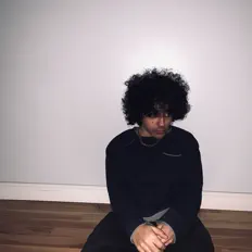 rude the architectを聴いたり、ミュージックビデオを鑑賞したり、経歴やツアー日程などを確認したりしましょう！