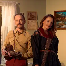 Poslechněte si interpreta Veranda, sledujte hudební videa, přečtěte si životopis, podívejte se na data turné a další informace.