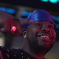 undefined: песни, клипы, биография, даты выступлений и многое другое.