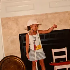 Ouça Maddie Nash, assista a videoclipes, leia a biografia, veja as datas das turnês e mais!