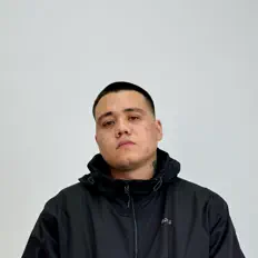 收听 kreamm、观看音乐视频、阅读小传、查看巡演日期等 ！