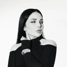 Poslechněte si interpreta Эвелина Гекк, sledujte hudební videa, přečtěte si životopis, podívejte se na data turné a další informace.