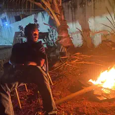 Sonaïを聴いたり、ミュージックビデオを鑑賞したり、経歴やツアー日程などを確認したりしましょう！