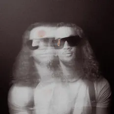 收听 Paves 16、观看音乐视频、阅读小传、查看巡演日期等 ！