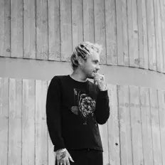 Luister naar Junus Orca, bekijk muziekvideo's, lees de bio, bekijk de tourdata, en meer!