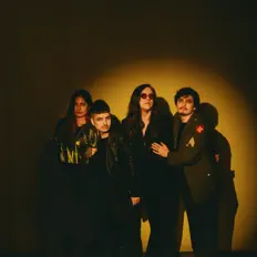 Escucha a Jet Rodeo, mira vídeos musicales, lee la biografía, consulta fechas de giras y mucho más.