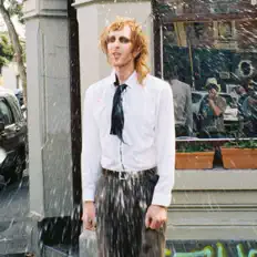 Ouve Sour Worm, vê vídeos de música, lê a biografia, vê as datas da digressão e muito mais!