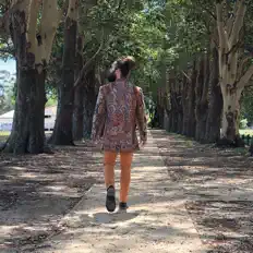 Écoutez CB Lee, regardez des vidéoclips, lisez la biographie, consultez les dates de tournée et plus encore !