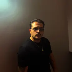 Écoutez EGE, regardez des vidéoclips, lisez la biographie, consultez les dates de tournée et plus encore !