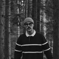 Ascolta HAFFWAY, guarda video musicali, leggi la biografia, vedi le date del tour & altro!