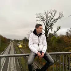 Ascolta Henry Lehmann, guarda video musicali, leggi la biografia, vedi le date del tour & altro!