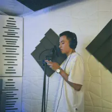Listen to Juanfe, watch music videos, read bio, see tour dates & more!