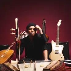 Ouve Vanthan, vê vídeos de música, lê a biografia, vê as datas da digressão e muito mais!