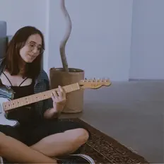 Listen to Gizem Kosif, watch music videos, read bio, see tour dates & more!