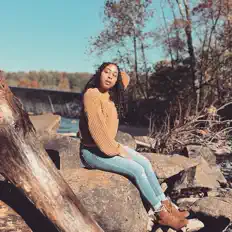 Ouve Elena Gehret, vê vídeos de música, lê a biografia, vê as datas da digressão e muito mais!