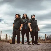 Ouve undefined, vê vídeos de música, lê a biografia, vê as datas da digressão e muito mais!