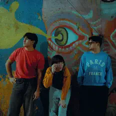 Dengarkan Nameless Kids, tonton video musik, baca bio, lihat tanggal tur & lainnya!