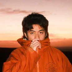 Hör dir Troy Javelona an, schau dir Musikvideos an, lies die Biografie, finde Tourdaten und mehr!