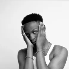 Escucha a Femi Joshua, mira vídeos musicales, lee la biografía, consulta fechas de giras y mucho más.