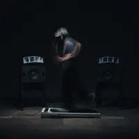 Escucha a undefined, mira vídeos musicales, lee la biografía, consulta fechas de giras y mucho más.