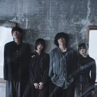 Posłuchaj wykonawcy undefined, obejrzyj teledyski, przeczytaj biografię, zobacz daty tras koncertowych i nie tylko!