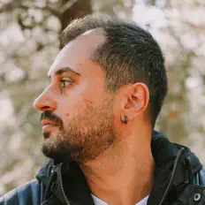 Escucha a Ruud Van Disset, mira videos musicales, lee su biografía, consulta las fechas de las gira y más.