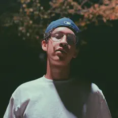 Ouça Ruggo, assista a videoclipes, leia a biografia, veja as datas das turnês e mais!