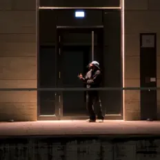 Dengarkan kineab, tonton video musik, baca bio, lihat tanggal tur & lainnya!