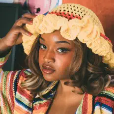 Écoutez NinaNina, regardez des vidéoclips, lisez la biographie, consultez les dates de tournée et plus encore !