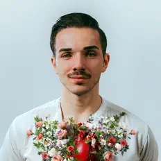 Listen to Pedro Gonçalves, watch music videos, read bio, see tour dates & more!